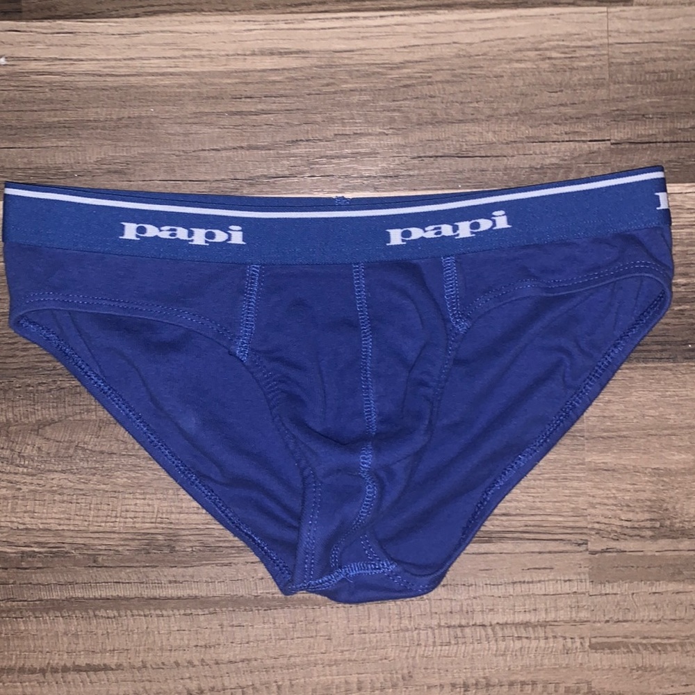 Papi briefs